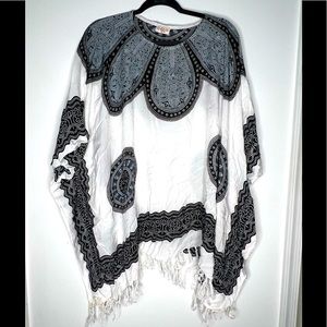 Beach poncho/Coverup